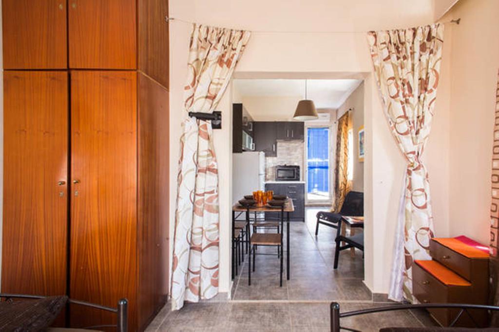 Wavedance Accommodation Salamina Exterior foto